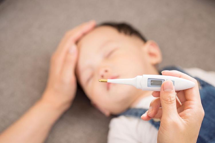 아기 냉방병 증상, 우리 아이 갑자기 축 처졌다면? 부모들이 꼭 알아야 할 체크리스트