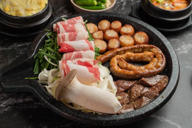 포항맛집 효자곱 영일대맛집, 바다 보며 곱창 먹는 행복! 현지인도 반한 이유는?