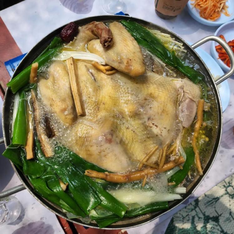 서울 근교 계곡 백숙, 이런 곳이 있었어? 올여름 숨은 맛집 대공개!