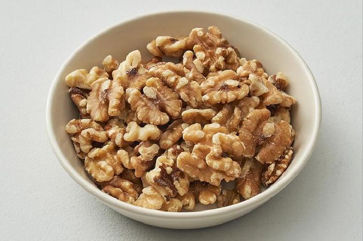 호두 효능 영양성분, 하루 한 줌으로 뇌가 살아난다고?